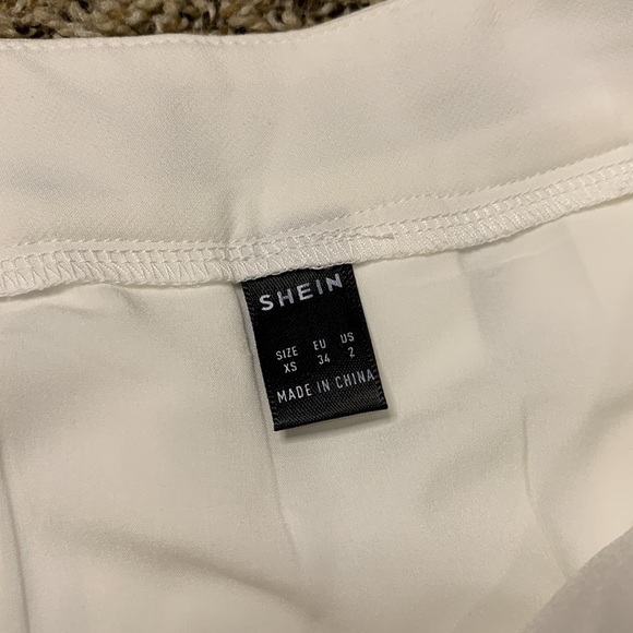 SHEIN white tennis skirt - Picture 4 of 5